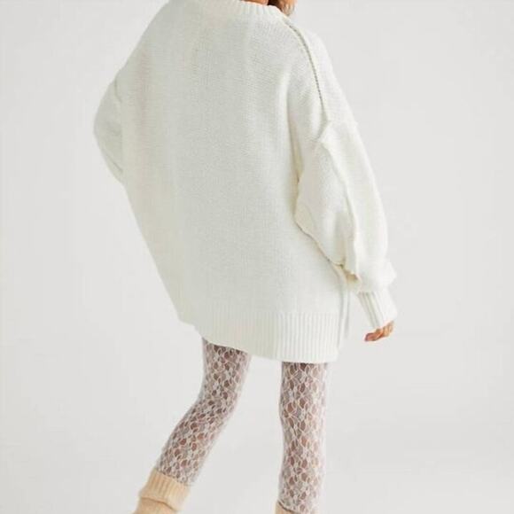 Free People NWOT Alli Optic White Heavy Chunky V-Neck Oversized Slouchy Sweater - Picture 6 of 9